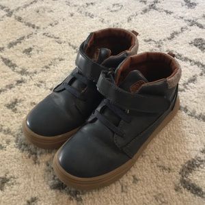 Cat & Jack boys boots